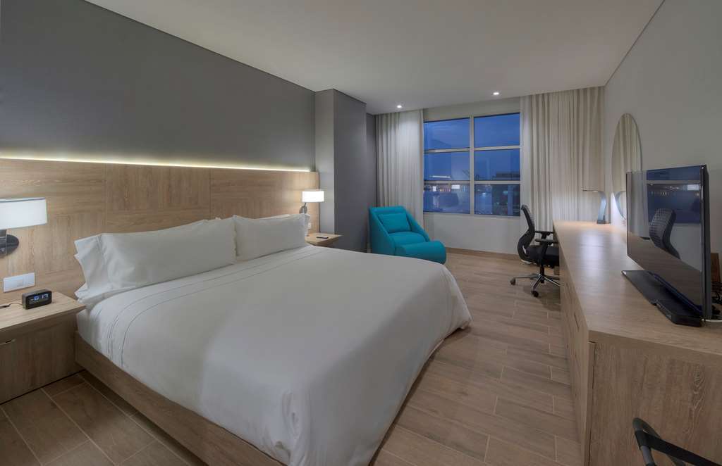 Hilton Garden Inn Santa Marta Pokój zdjęcie